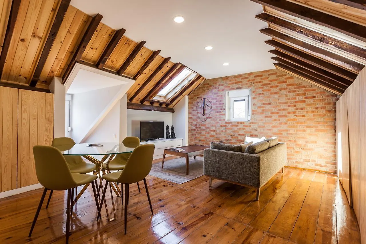Bairrus Lisbon Apartments - Principe Real/Brick location
