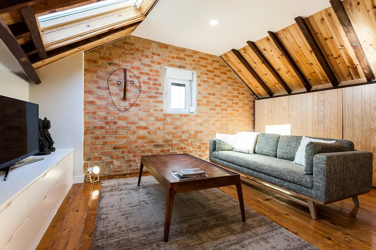 Bairrus Lisbon Apartments - Principe Real/Brick